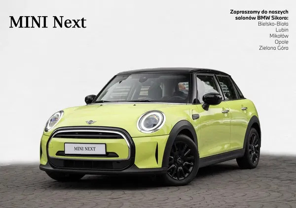 samochody osobowe MINI Cooper cena 115900 przebieg: 31911, rok produkcji 2023 z Wieleń